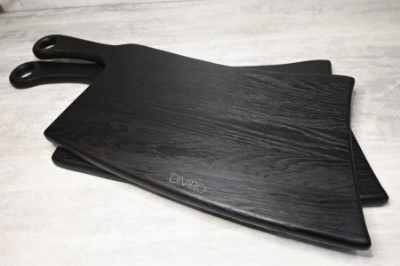 Большая чёрная доска-топор, обожжённый дуб 58×30 см от мастерской DIVIRO